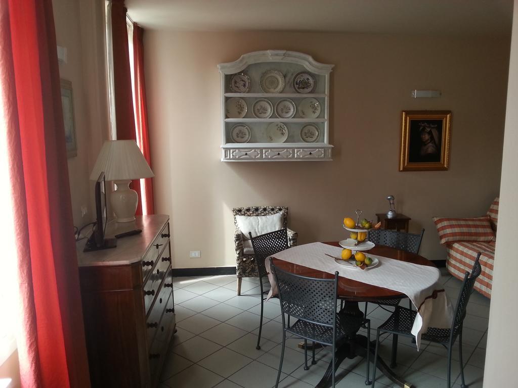 Case Vacanze Borgo Marina Imperia Habitación foto