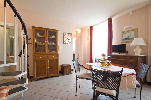 Case Vacanze Borgo Marina Imperia Habitación foto
