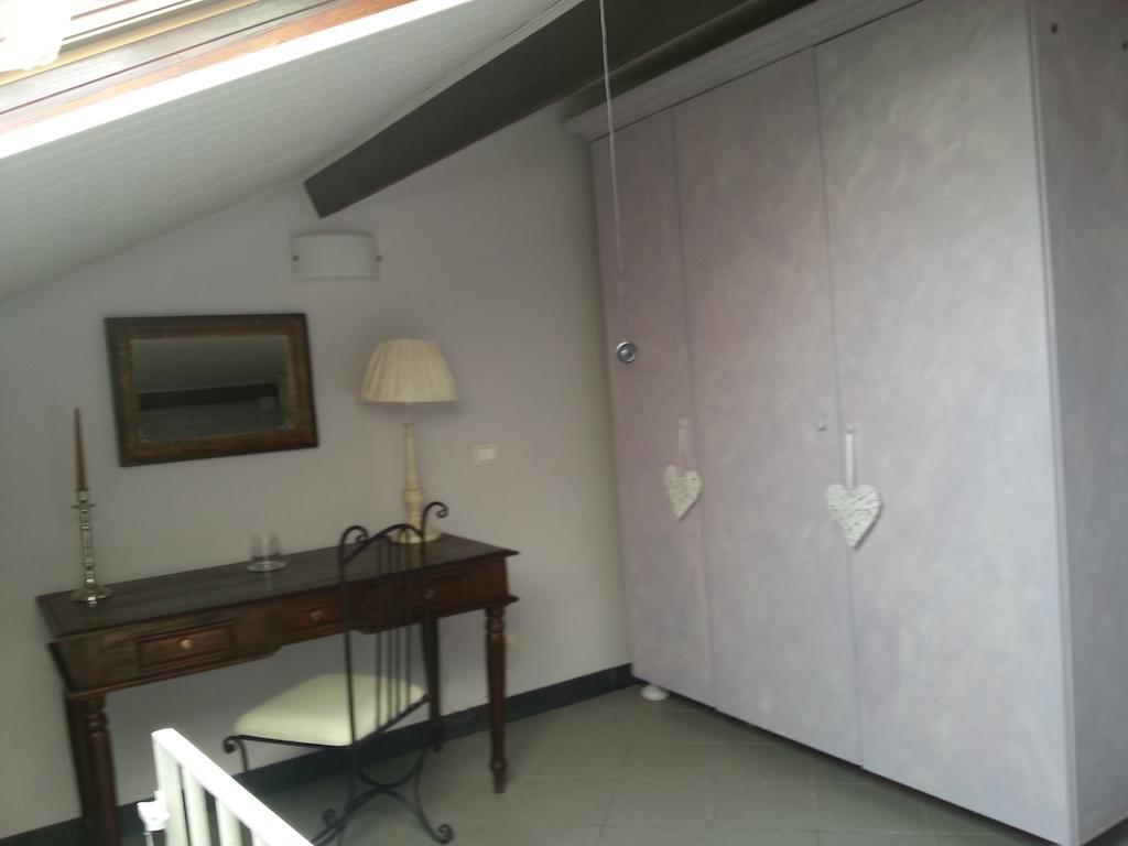 Case Vacanze Borgo Marina Imperia Habitación foto