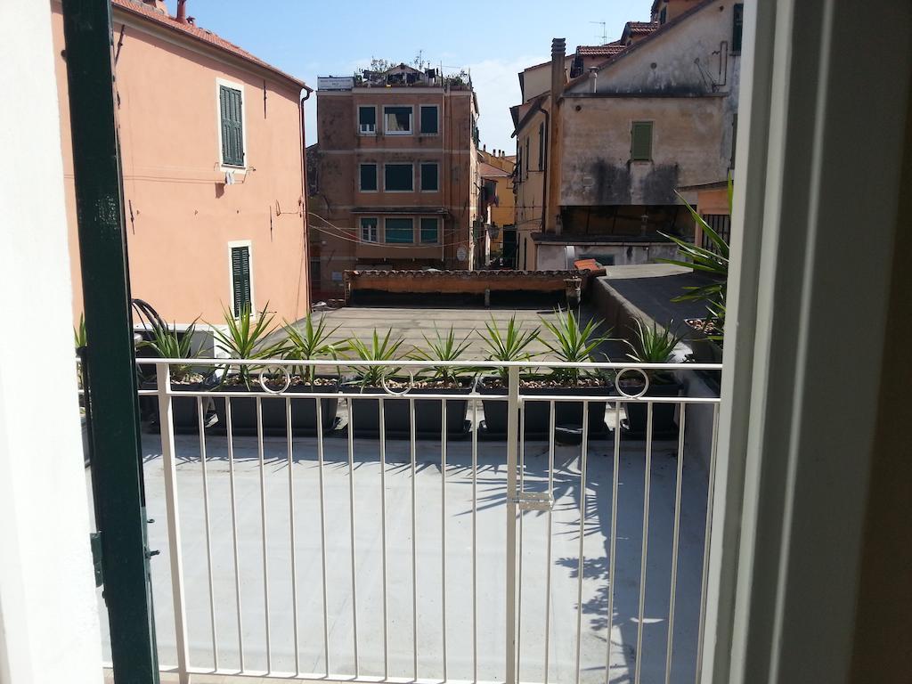 Case Vacanze Borgo Marina Imperia Habitación foto