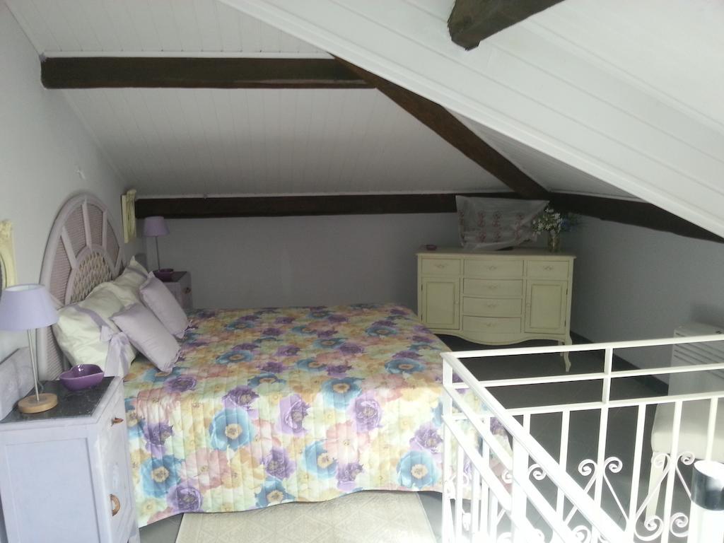 Case Vacanze Borgo Marina Imperia Habitación foto