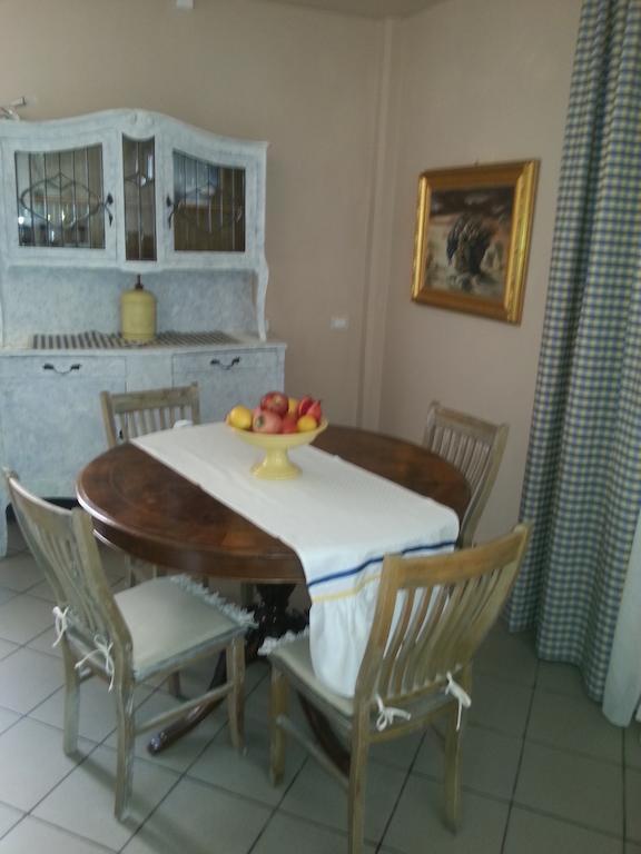 Case Vacanze Borgo Marina Imperia Habitación foto